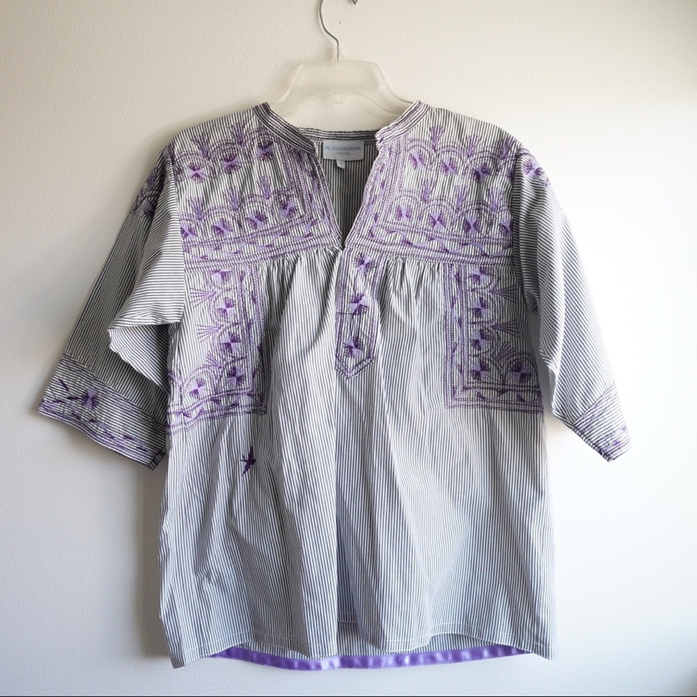Grey and white stripe Mi Golondrina blouse. Size Small.
